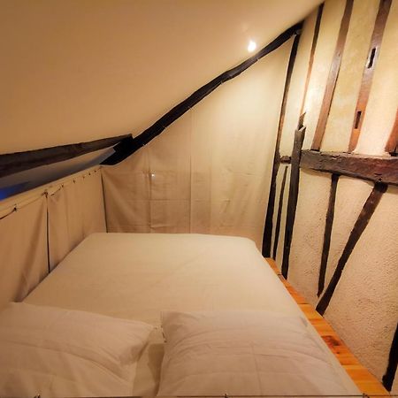 Apartament Loft Atypique Au Calme Avec Cour Privative Bourges Zewnętrze zdjęcie