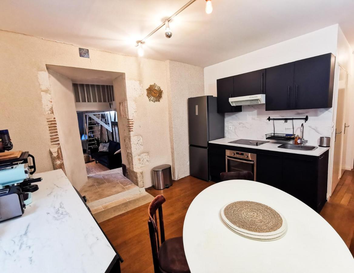 Apartament Loft Atypique Au Calme Avec Cour Privative Bourges Zewnętrze zdjęcie