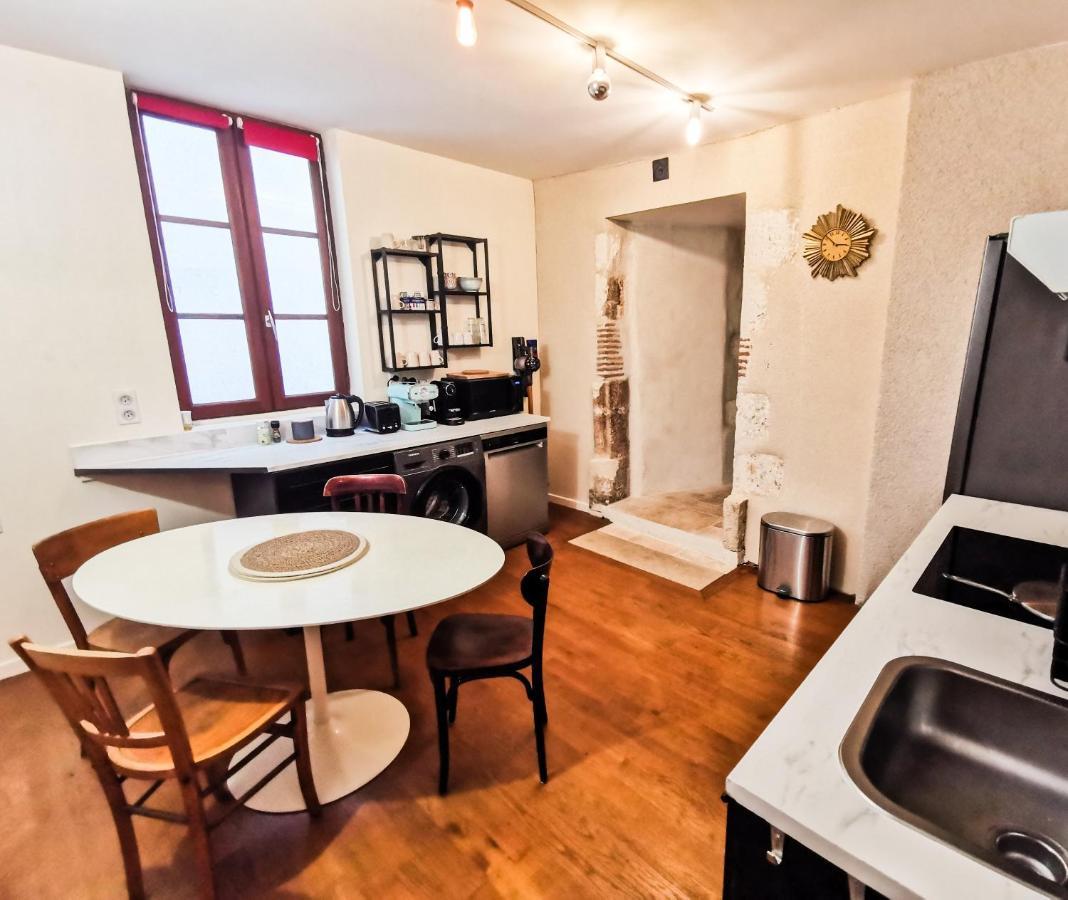 Apartament Loft Atypique Au Calme Avec Cour Privative Bourges Zewnętrze zdjęcie
