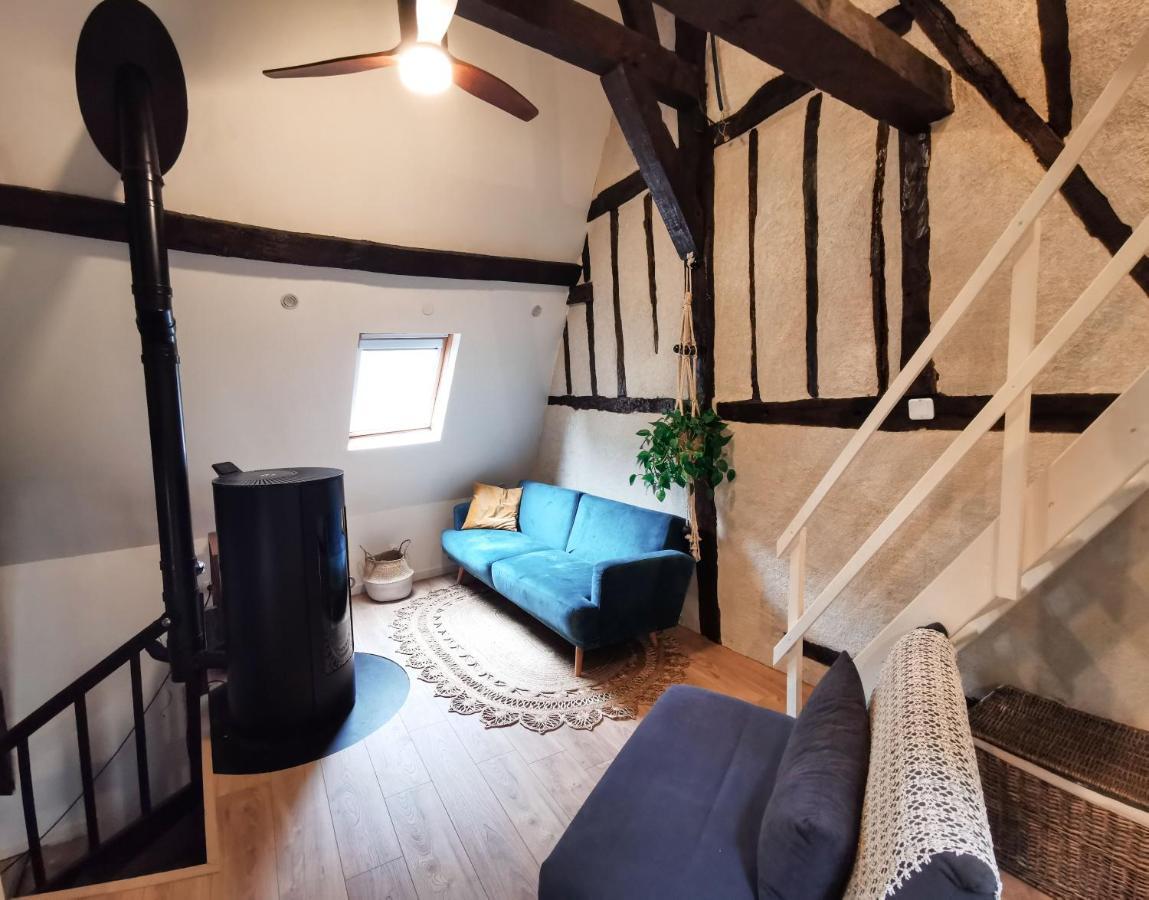 Apartament Loft Atypique Au Calme Avec Cour Privative Bourges Zewnętrze zdjęcie